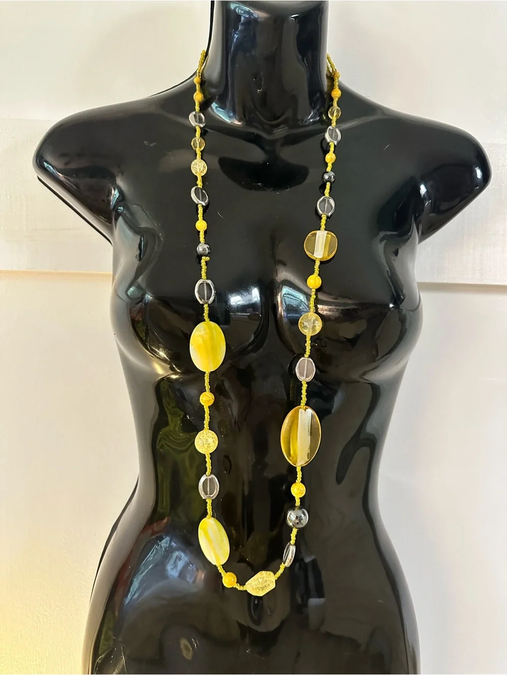 Handcrafted Yellow Beaded Long Necklace - Women Jewelry - Picture 1 of 3